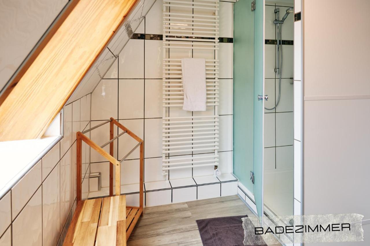 Ferienwohnung Mit Balkon In Zentraler Und Ruhiger Lage Бюзум Экстерьер фото