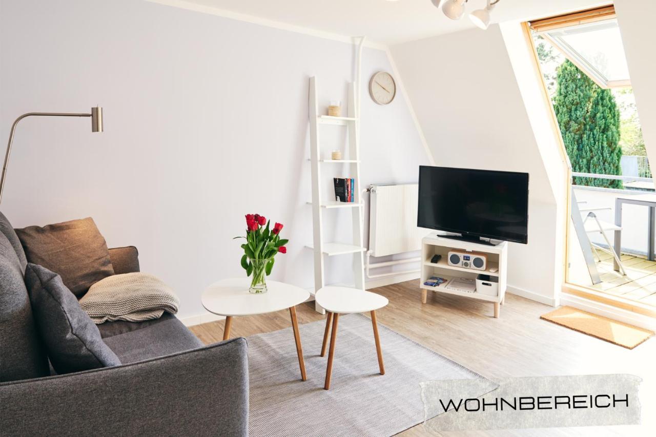 Ferienwohnung Mit Balkon In Zentraler Und Ruhiger Lage Бюзум Экстерьер фото